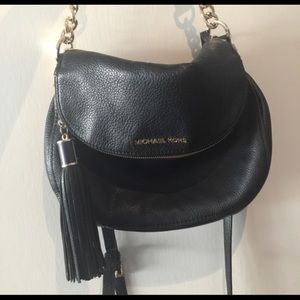 Michael kors crossbody